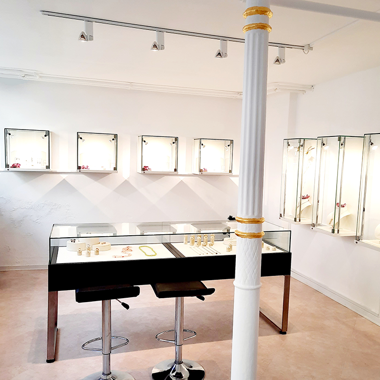Showroom